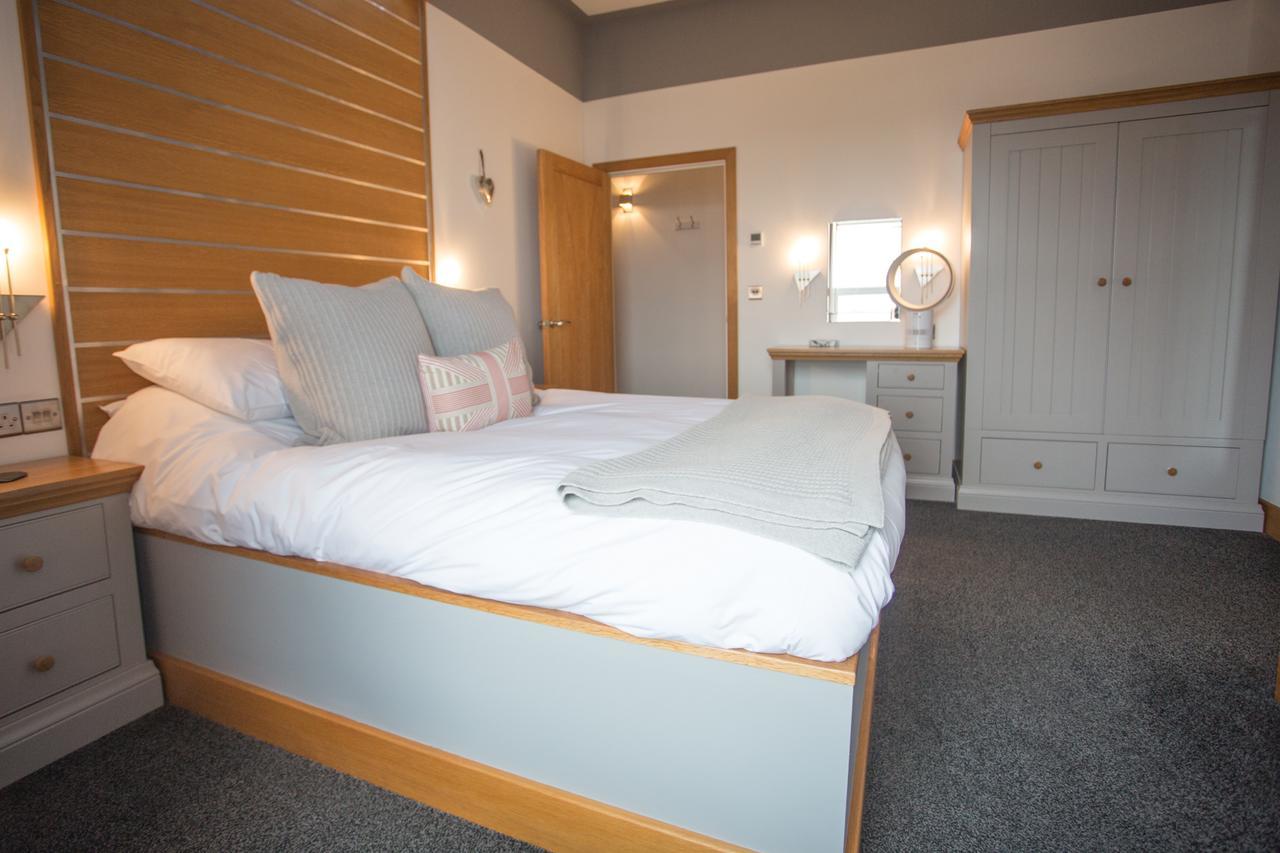 The Oceanic Luxury Aparthotel Фалмът Екстериор снимка
